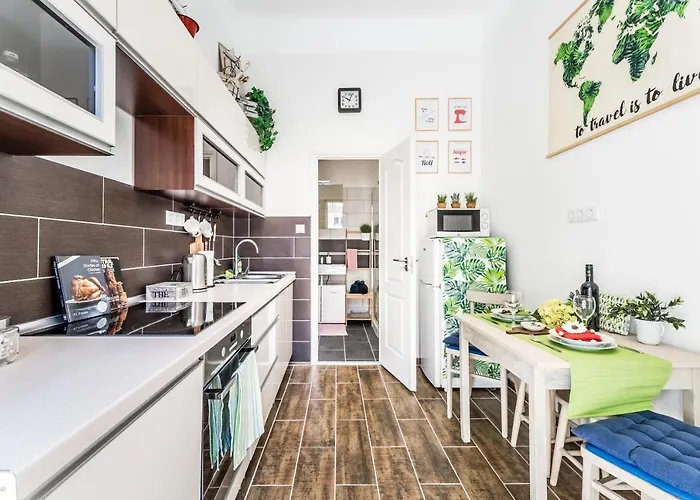 Sun-splashed Retreat In The Heart Of A Vibrant Quarter